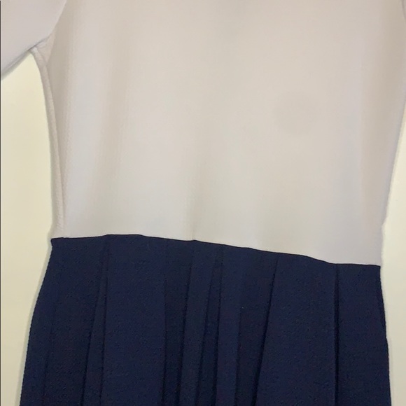 Lularoe Amelia - Picture 2 of 3